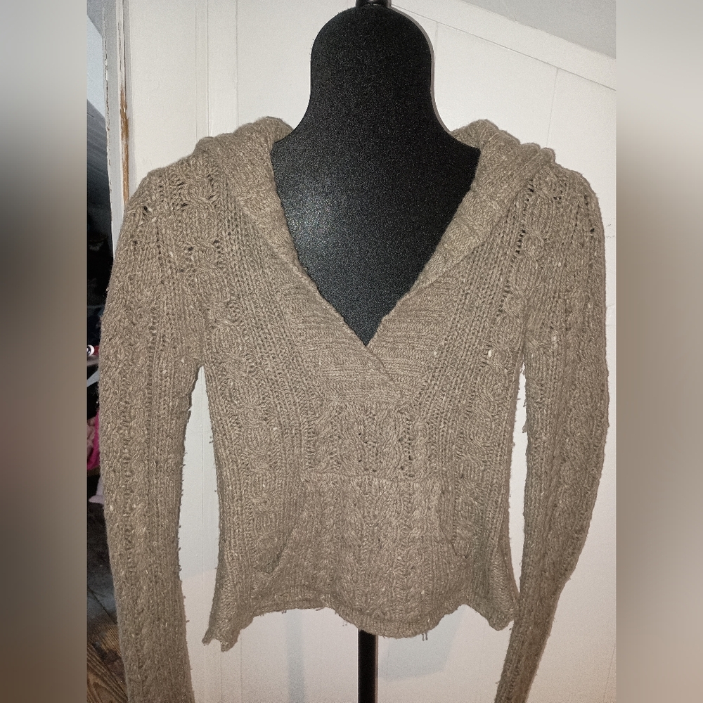 American Eagle Sweater Small